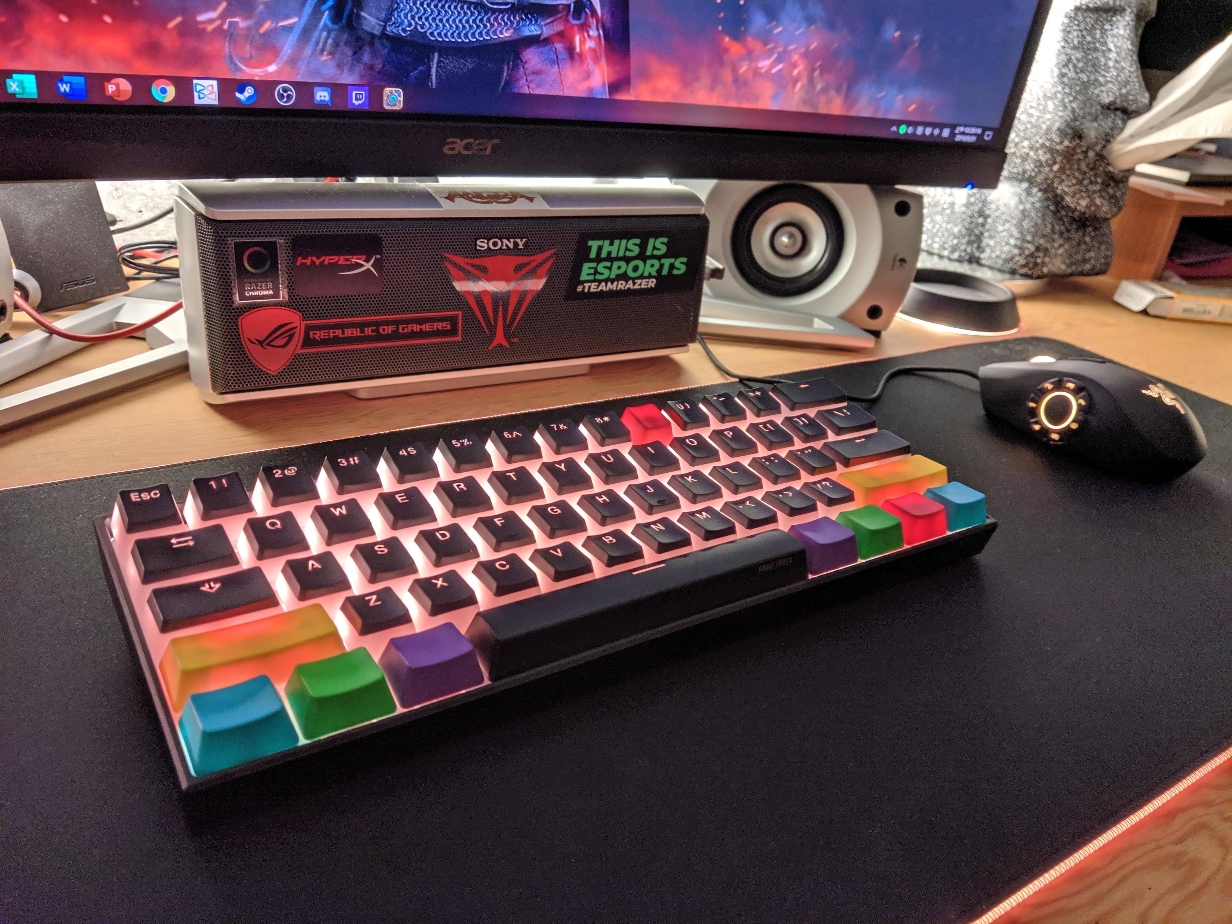 ANNE_Pro_RGB_keyboard.jpg